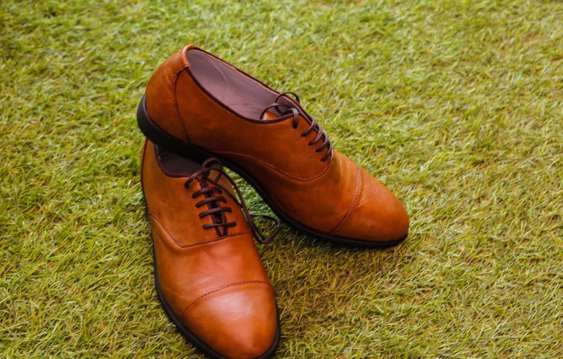 brown leather lace up shoes