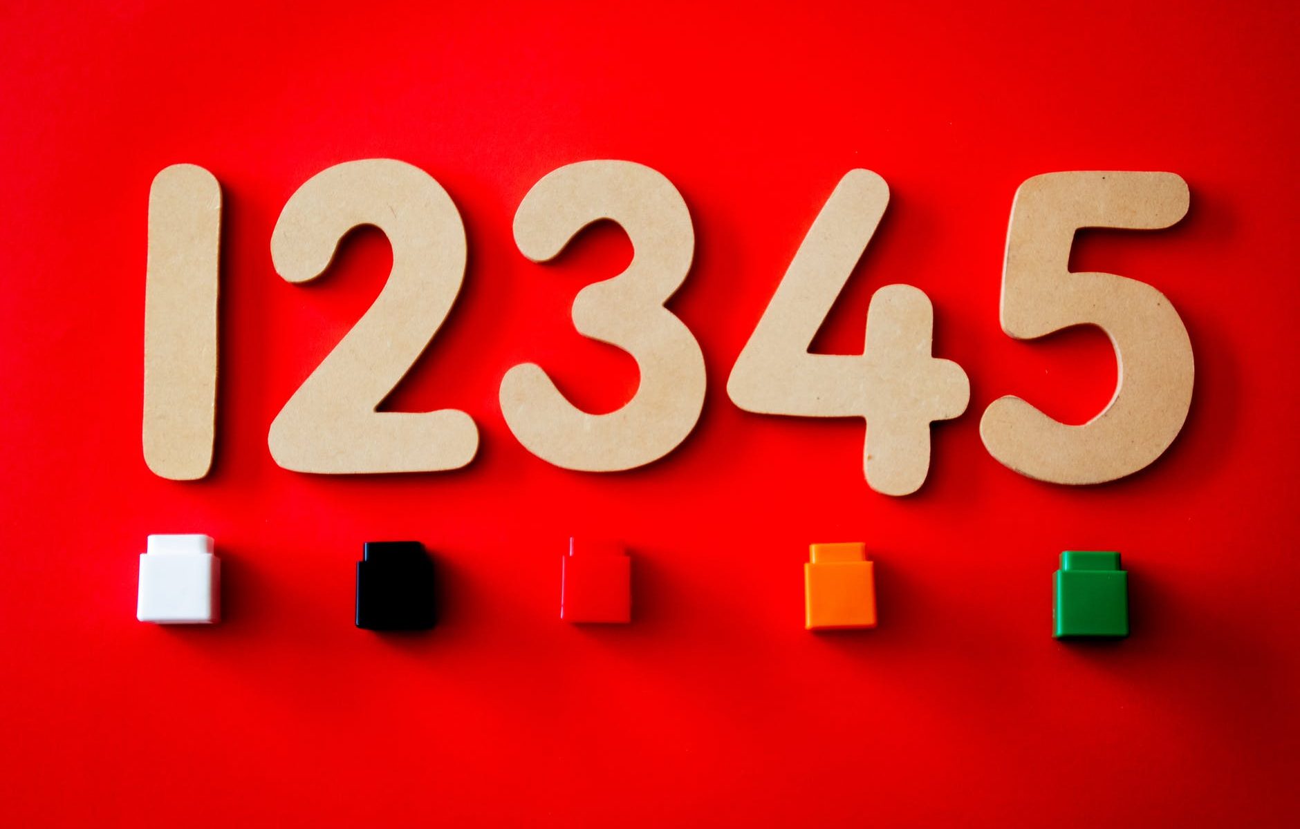 numbers wall decor