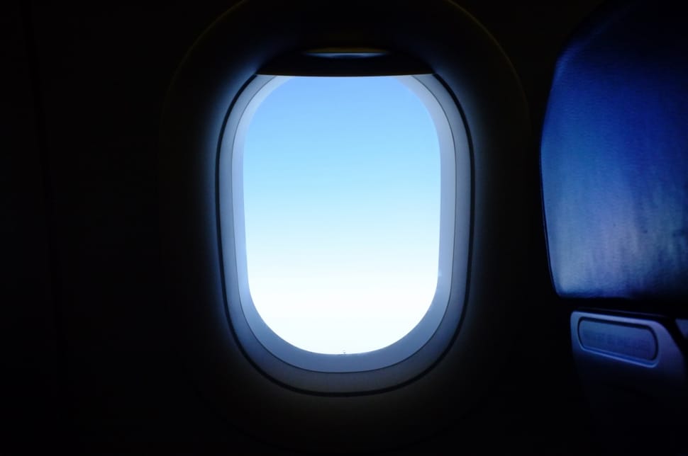 https://www.peakpx.com/456771/airplane-window